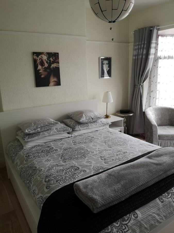 A Home Away From Home Now With Netflix And Ps4 Blackpool Ngoại thất bức ảnh